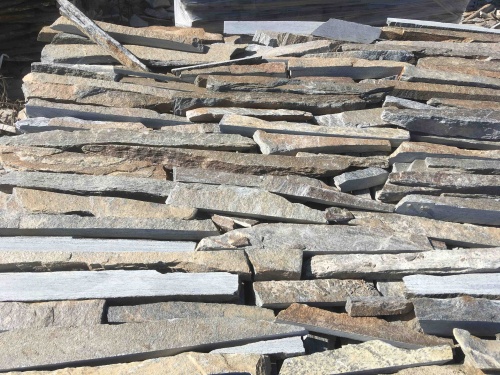 Горбушка златолит мультиколор для облицовки купить в Барабинске