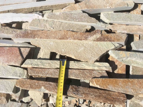 Горбушка златолит золотистый для облицовки купить в Барабинске