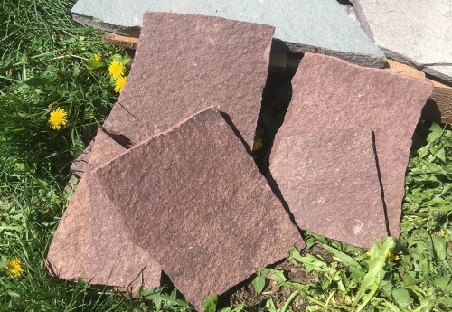 Плитняк лемезит бордовый для цоколя 1,5-2 см купить в Барабинске