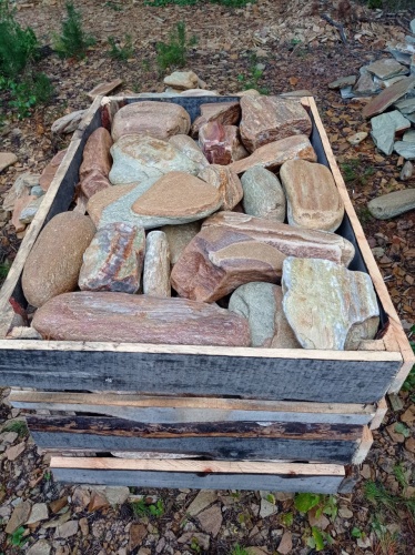 Златолит жёлтый, жёлто-зелёный глыбки и валуны для ланшафтного дизайна купить в Барабинске