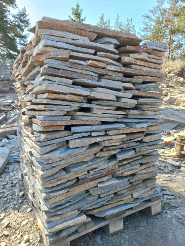 Плитняк златолит серебристый для цоколя, отмостки купить в Барабинске