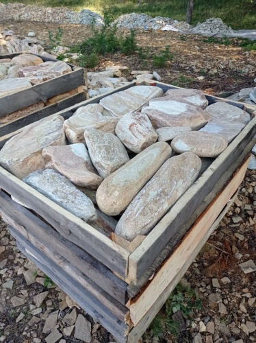 Златолит жёлтый, жёлто-зелёный глыбки и валуны для ланшафтного дизайна купить в Барабинске