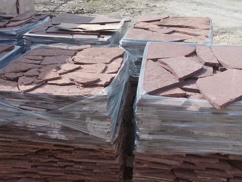 Плитняк лемезит бордовый для облицовки цоколя 20-25 мм  купить в Барабинске