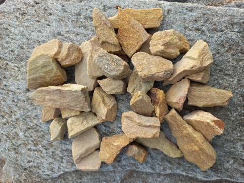 Златолит жёлтый декоративная каменная крошка купить в Барабинске